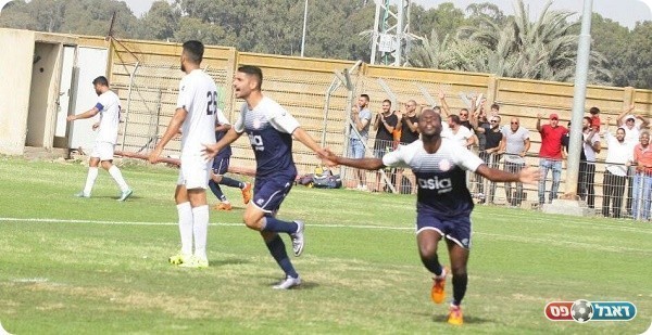 טמניו כובש את השני לחדרה ורץ לחגוג (שלומי גבאי)